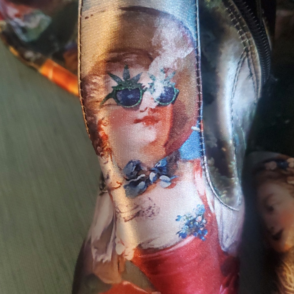 Current Mood - Picture 5 of 7